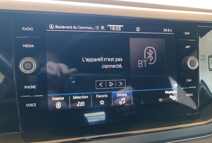 Volkswagen Polo VI Phase 2 1.0 TSI R LINE 95CH CARPLAY-CAMERA - GARANTIE VW 2028 Volkswagen Polo VI Phase 2 1.0 TSI R LINE 95CH CARPLAY-CAMERA - GARANTIE VW 2028