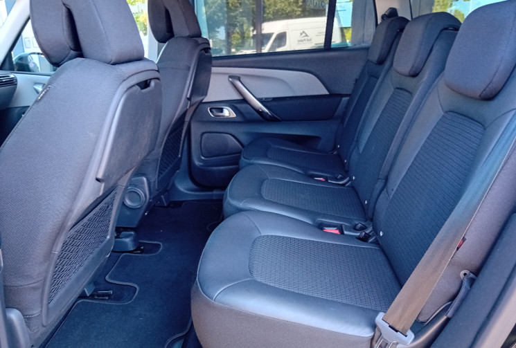 Citroën C4 SpaceTourer SHINE Pack 7 places 130ch EAT8 - Garantie constructeur jusqu'en Janvier 26 - 