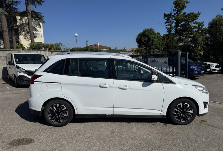 Ford GRAND C-MAX 125 CH / TITANIUM / 7 PLACES  Ford GRAND C-MAX 125 CH / TITANIUM / 7 PLACES