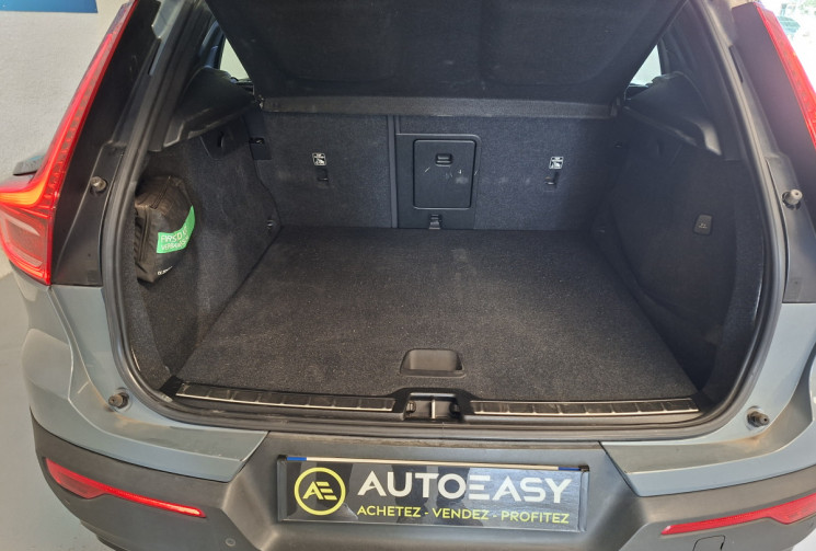 Volvo XC40 T5 Recharge 180+82  DCT7 R-Design / Toit ouvrant panoramique électrique