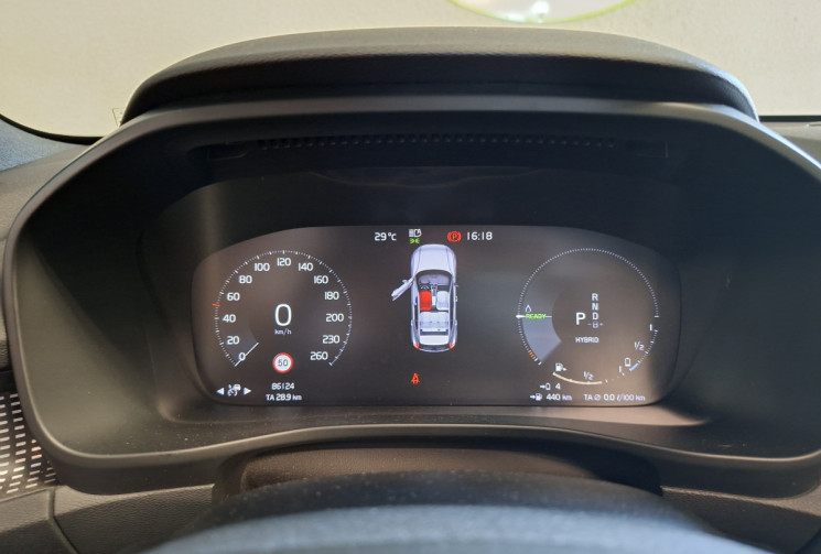 Volvo XC40 T5 Recharge 180+82  DCT7 R-Design / Toit ouvrant panoramique électrique