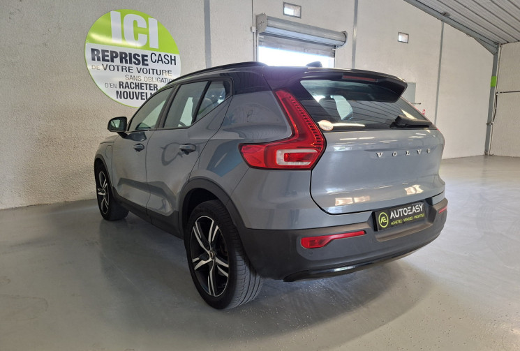 Volvo XC40 T5 Recharge 180+82  DCT7 R-Design / Toit ouvrant panoramique électrique