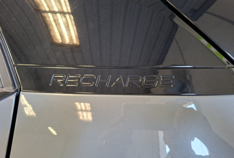 Volvo XC40 T5 Recharge 180+82  DCT7 R-Design / Toit ouvrant panoramique électrique