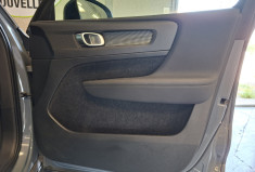 Volvo XC40 T5 Recharge 180+82  DCT7 R-Design / Toit ouvrant panoramique électrique