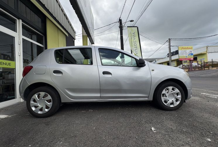 Dacia Sandero II 1.2 i 16V 75 cv ambiance