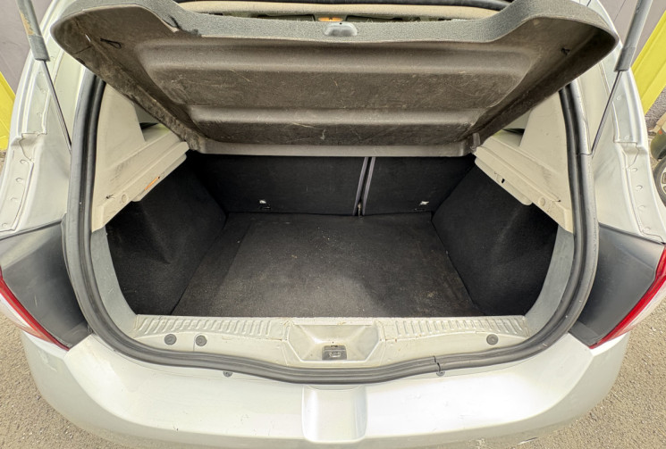 Dacia Sandero II 1.2 i 16V 75 cv ambiance