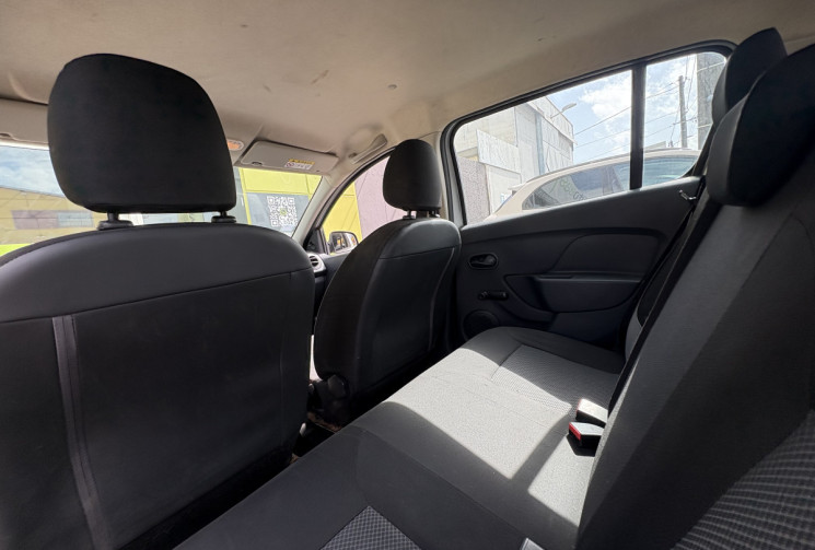 Dacia Sandero II 1.2 i 16V 75 cv ambiance