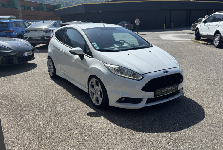Ford Fiesta VI phase 2 ST 1.6T ecoboost 182 cv