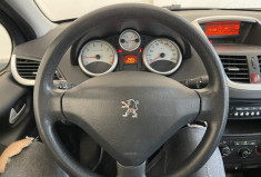 Peugeot 207 1.4 VTi 16v Série Millesim 200 5p // TOIT PANORAMIQUE - BLUETOOTH - CLIMATISATION