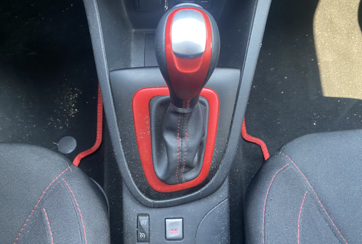 Renault Clio IV 5 Portes RS CUP 1.6 16V Turbo EDC6 200 CH