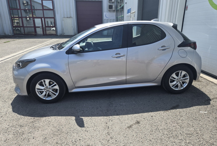 Toyota Yaris 116h Dynamic Business MC24 * Carplay * Caméra * Clim Auto