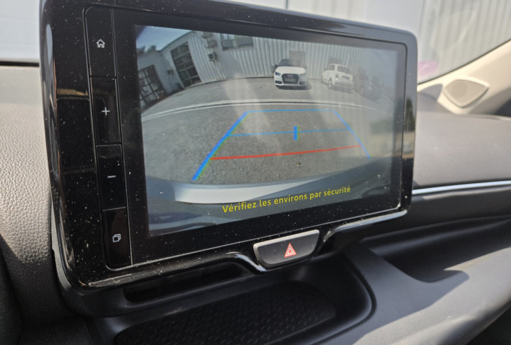 Toyota Yaris 116h Dynamic Business MC24 * Carplay * Caméra * Clim Auto