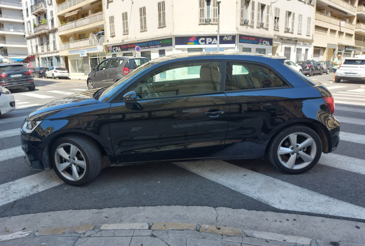 Audi A1 1.4 TFSI 125 CH AMBITION S TRONIC 47800 KMS