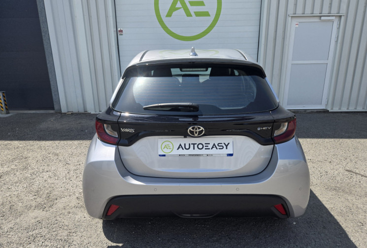 Toyota Yaris 116h Dynamic Business MC24 * Carplay * Caméra * Clim Auto