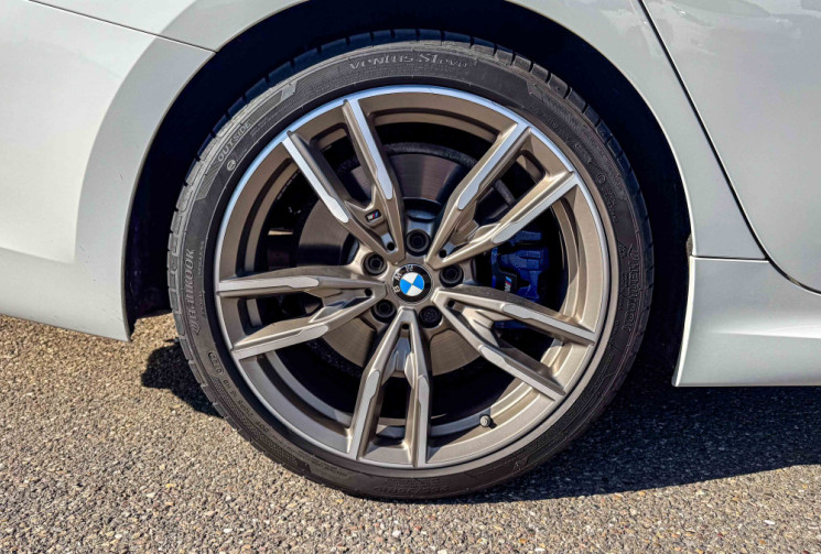 BMW Série 3 M340i xDrive 3.0 i Steptronic8 374 cv BVA Cam360° HiFi Attelage Accès confort Suivi BMW