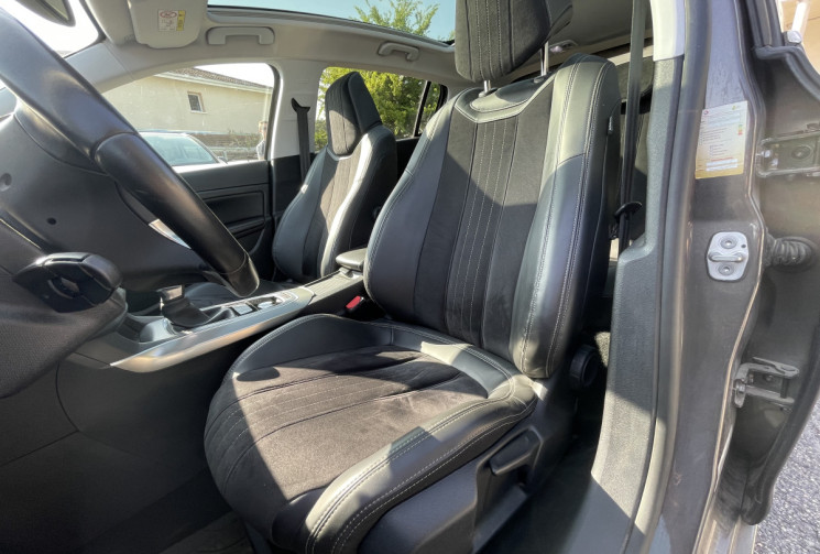 Peugeot 308 1.2 / 130 CH / ALLURE