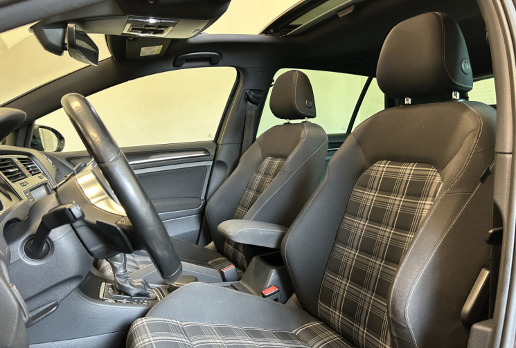 Volkswagen Golf VII 2.0 TDI 184ch GTD DSG6 5p / TOIT OUVRANT / DEGIVRAGE A DISTANCE / CARPLAY