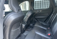 Volvo XC60 2.0 B4 197 R-Design * Suspensions pilotées / Affichage tête haute / Toit Ouvrant