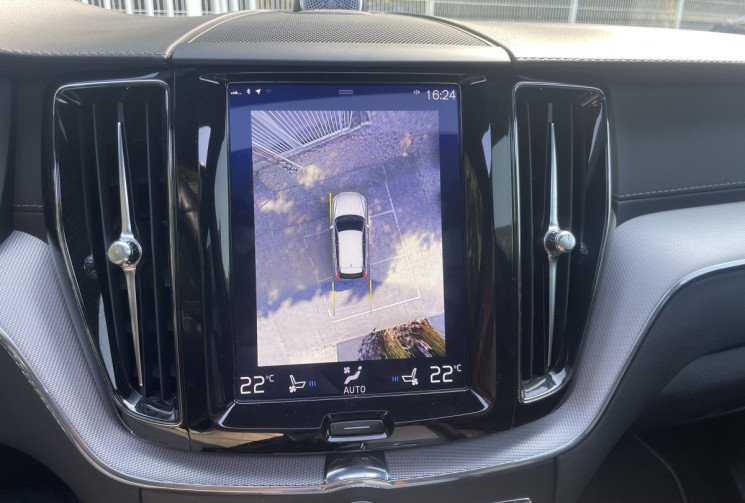 Volvo XC60 2.0 B4 197 R-Design