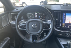 Volvo XC60 2.0 B4 197 R-Design * Suspension pilotées / Affichage tête haute / Toit Ouvrant