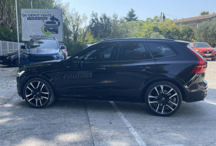 Volvo XC60 2.0 B4 197 R-Design * Suspension pilotées / Affichage tête haute / Toit Ouvrant