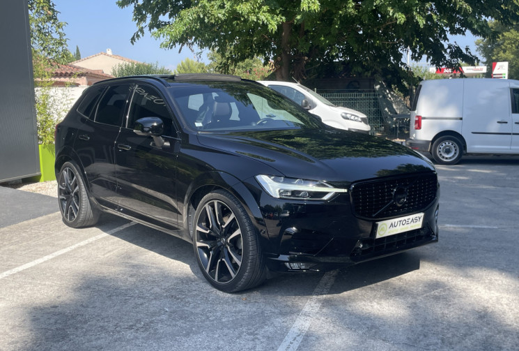 Volvo XC60 2.0 B4 197 R-Design * Suspension pilotées / Affichage tête haute / Toit Ouvrant