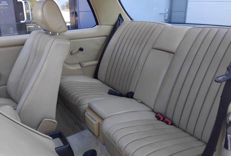 Mercedes CLASSE C COUPE C123 Coupé 230CE 2.3 i 136cv