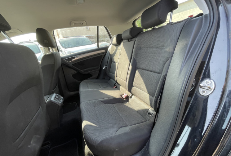 Volkswagen Golf 1.6 TDI / 105 CH / Confortline Business