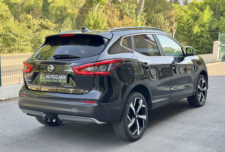 Nissan Qashqai TEKNA Plus 1.6 Dci 130 ch XTronic / FULL Options / Attelage / Garantie 6 mois
