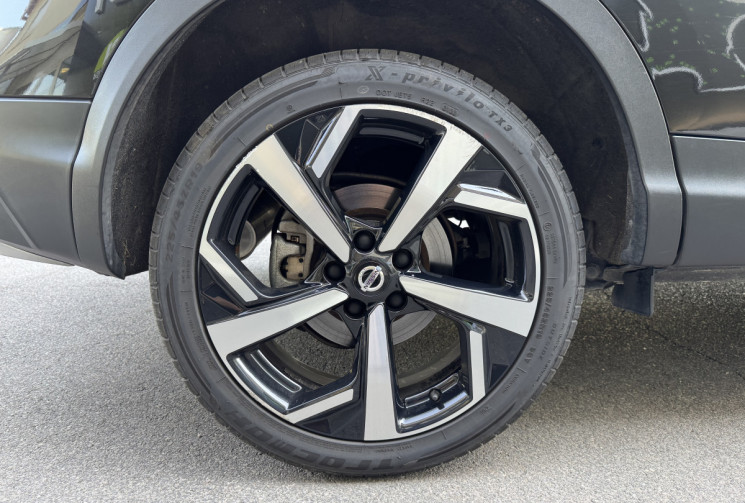 Nissan Qashqai TEKNA Plus 1.6 Dci 130 ch XTronic / FULL Options / Attelage / Garantie 6 mois