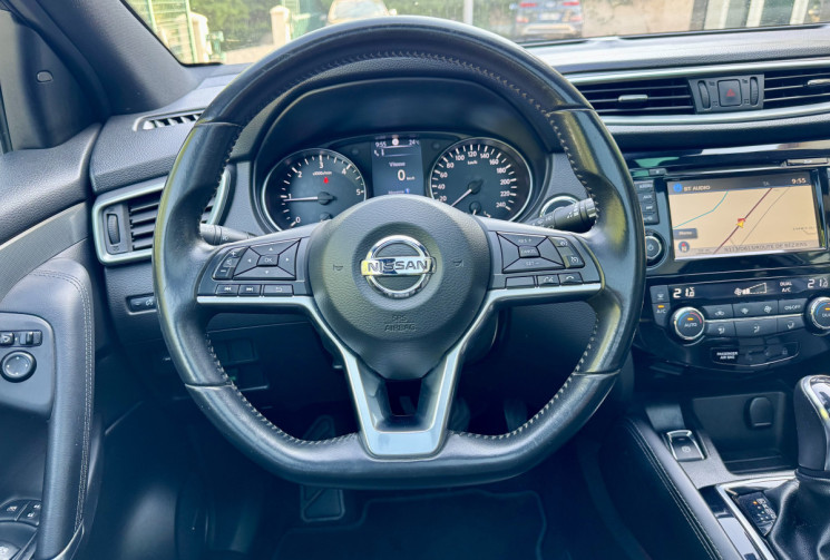 Nissan Qashqai TEKNA Plus 1.6 Dci 130 ch XTronic / FULL Options / Attelage / Garantie 6 mois