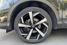 Nissan Qashqai TEKNA Plus 1.6 Dci 130 ch XTronic / FULL Options / Attelage / Garantie 6 mois