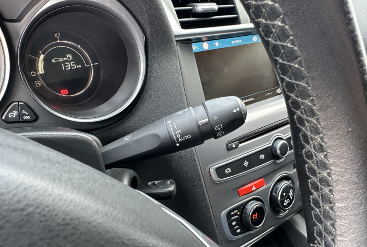 Citroën C4 II (B7) 1.2 i S&S 130 CV MILLENIUM