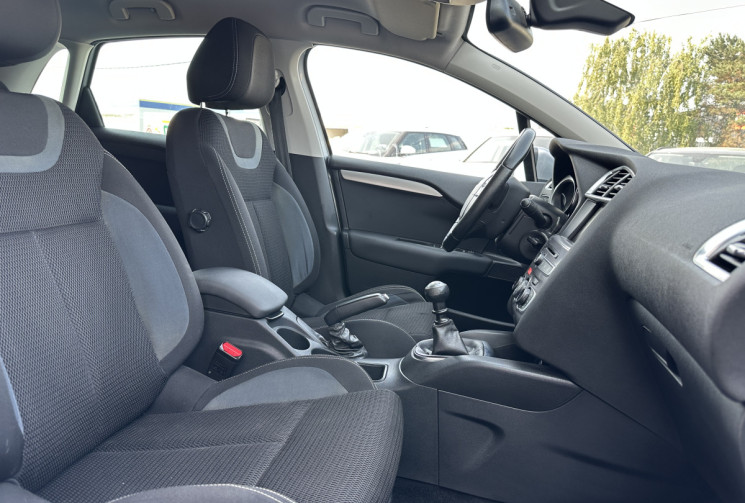 Citroën C4 II (B7) 1.2 i S&S 130 CV MILLENIUM