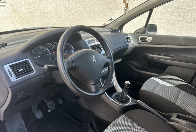 Peugeot 307 1.6 i 16V 110 cv