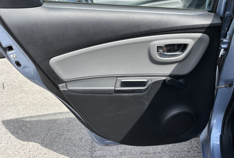 Toyota Yaris 1.5 HYB 100 DYNAMIC