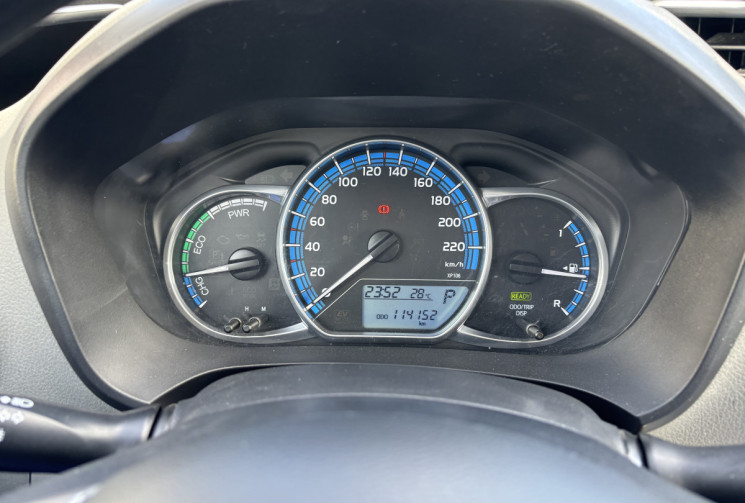 Toyota Yaris 1.5 HYB 100 DYNAMIC