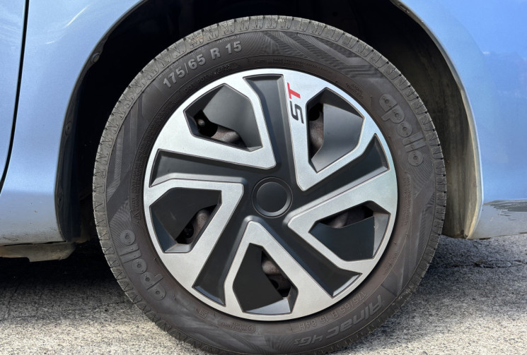 Toyota Yaris 1.5 HYB 100 DYNAMIC