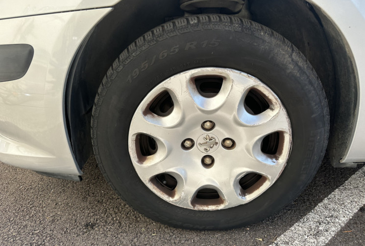 Peugeot 307 1.6 i 16V 110 cv