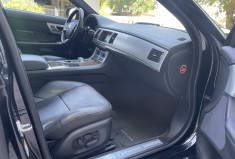 Jaguar XF SportBrake 2.2 D 200 R-Sport * Entretien à jour / Toit ouvrant / Caméra / Sièges chauffant