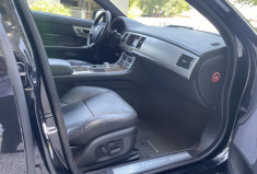 Jaguar XF SportBrake 2.2 D 200 R-Sport * Entretien à jour / Toit ouvrant / Caméra / Sièges chauffant