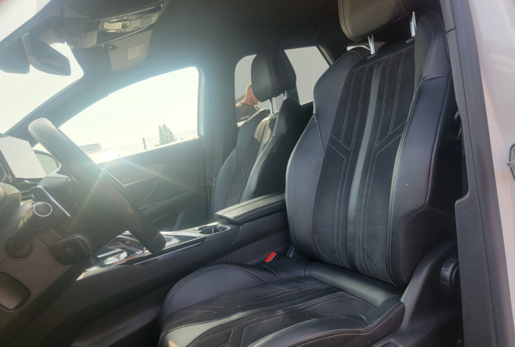 Peugeot 3008 II Phase 2 1.5 BlueHDi EAT8 S&S 130 cv Boîte auto GT