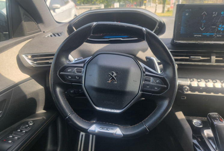 Peugeot 3008 II Phase 2 1.5 BlueHDi EAT8 S&S 130 cv Boîte auto GT