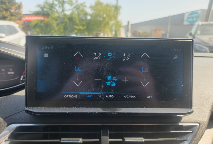 Peugeot 3008 II Phase 2 1.5 BlueHDi EAT8 S&S 130 cv Boîte auto GT