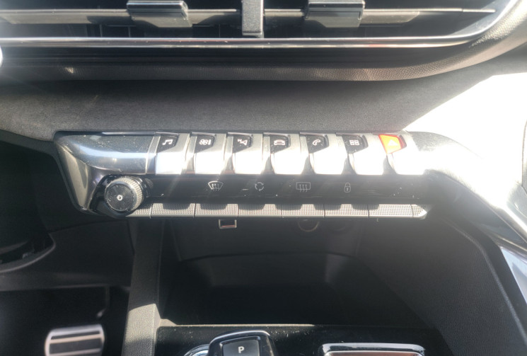 Peugeot 3008 II Phase 2 1.5 BlueHDi EAT8 S&S 130 cv Boîte auto GT