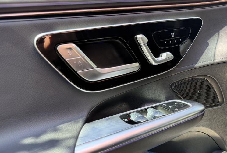 Mercedes EQE 300 245 cv Electric Art / parfait état / pneus neufs / Garantie 4 ans 
