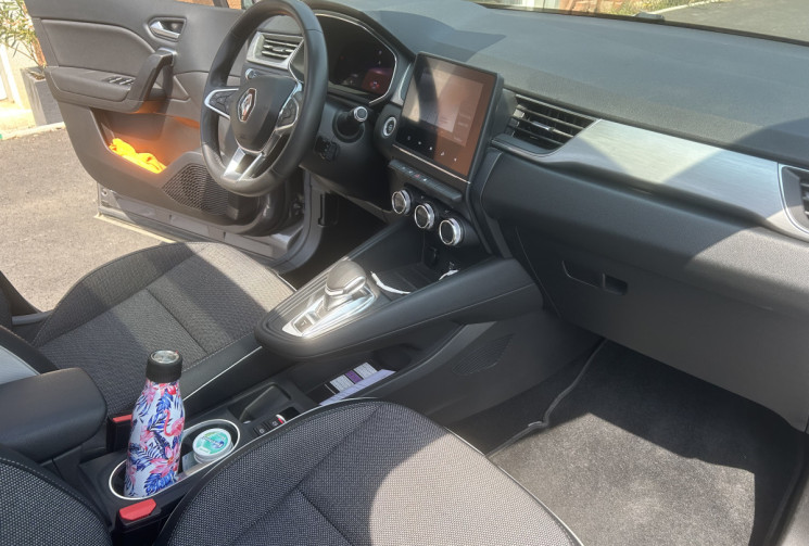 Renault Captur 1.6 E-Tech INTENS 160 cv