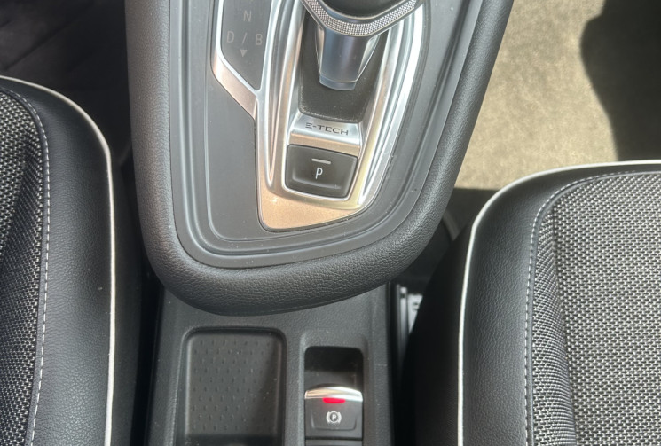 Renault Captur 1.6 E-Tech INTENS 160 cv