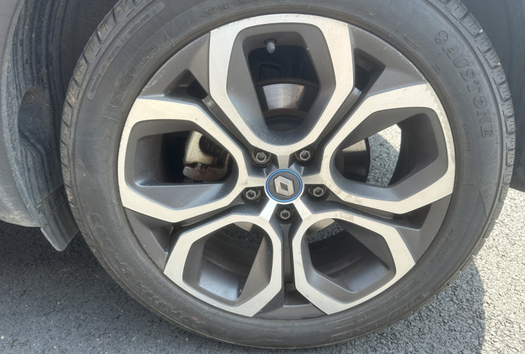 Renault Captur 1.6 E-Tech INTENS 160 cv