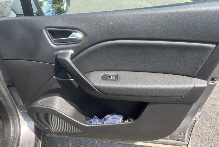 Renault Captur 1.6 E-Tech INTENS 160 cv